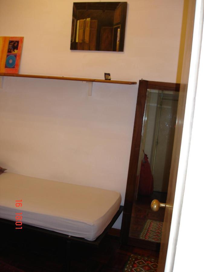 Room For Rent In Rome Trastevere Exterior photo